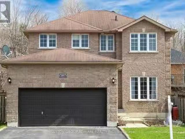 House for sale in Barrie, Ontario
