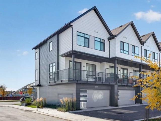 Townhouse for sale in Currie Barracks, Calgary
