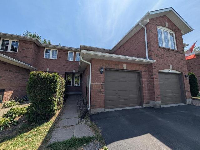 Apartment for rent in Lyndenwood, Kingston