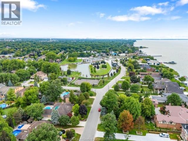 Land for sale in Lakeshore, Ontario