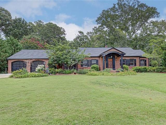 House for sale in Auburn, Alabama