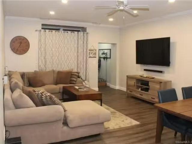 Apartment for rent in Milford