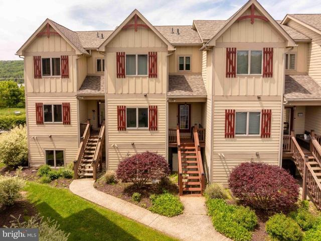 Townhouse for sale in Garrett, Maryland