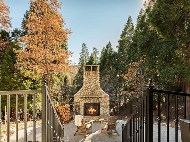 House for sale in Cedar Glen, California