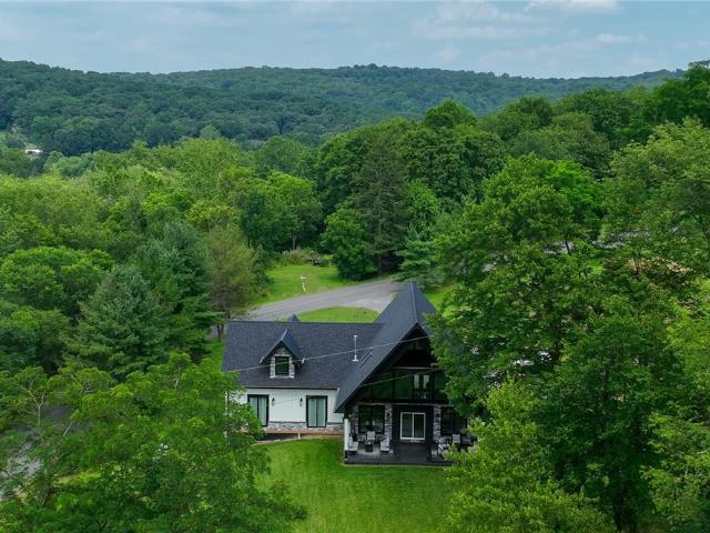House for sale in Renfrew