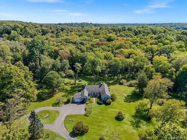 House for sale in Pound Ridge, New York
