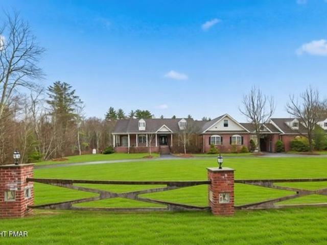 House for sale in Blakeslee, Tobyhanna Township