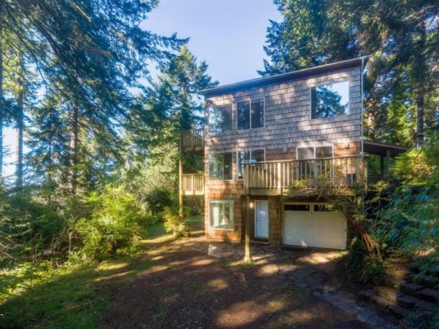 House for sale in Newport, Lincoln County