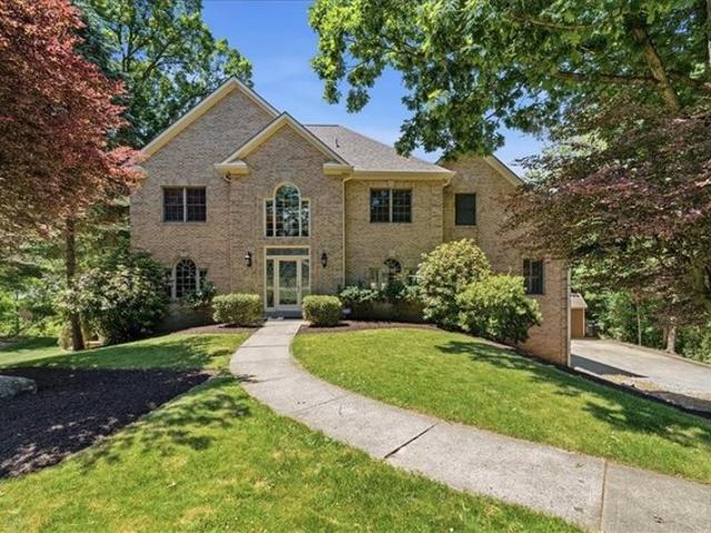 House for sale in Wexford, Pennsylvania