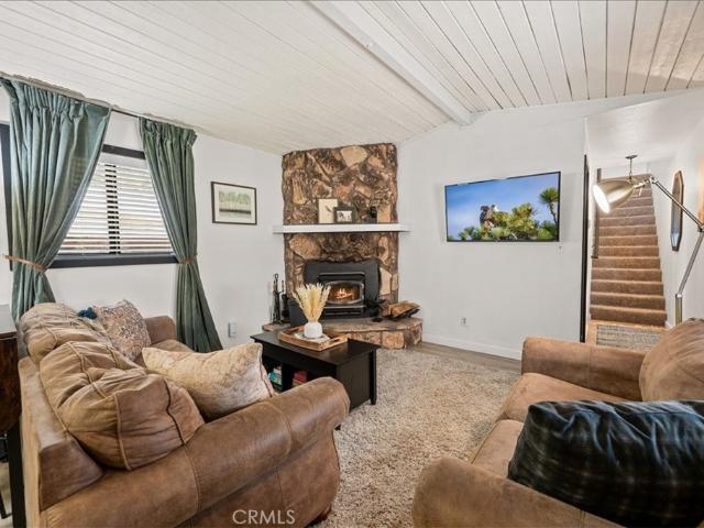 House for sale in Sugarloaf, California