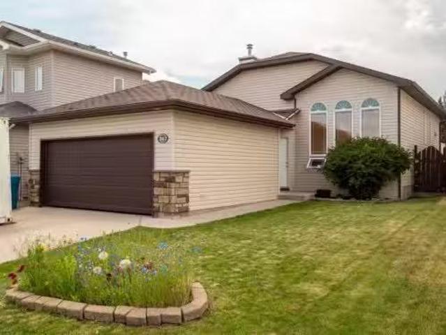 House for sale in Lethbridge, Alberta