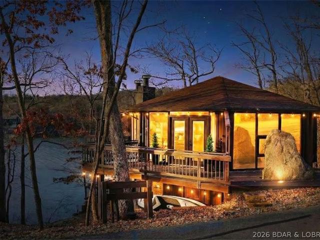 House for sale in Lake Ozark, Camden County