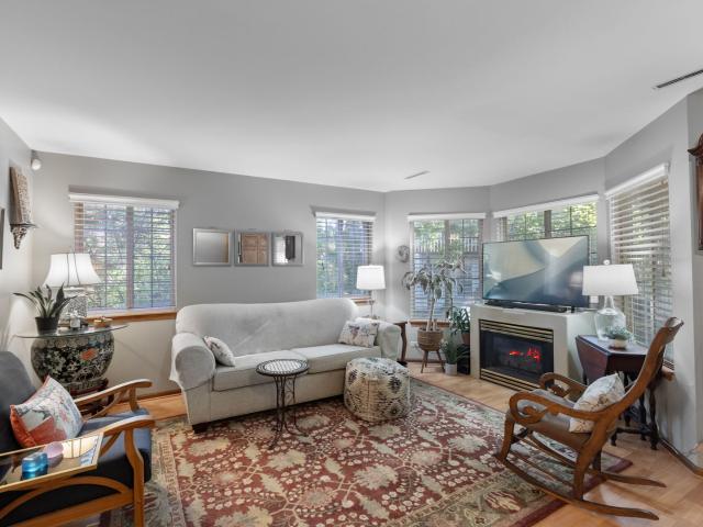 Townhouse for sale in Round Lake, Illinois