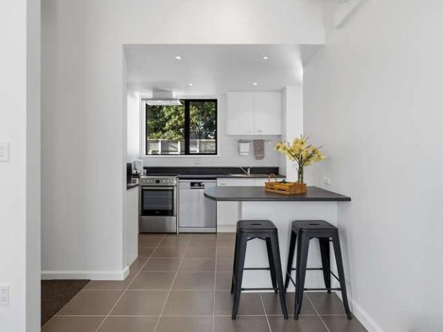 Townhouse for sale in Saint Albans, Canterbury