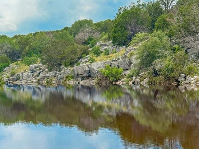 Farm for sale in Horseshoe Bay, Llano County