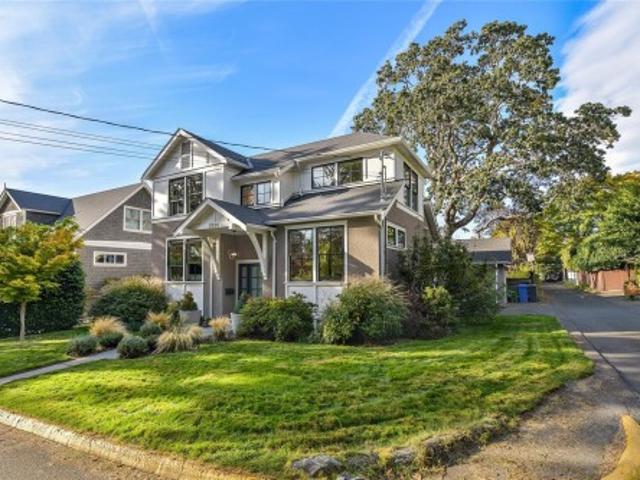 House for sale in Oak Bay, Capital Regional District
