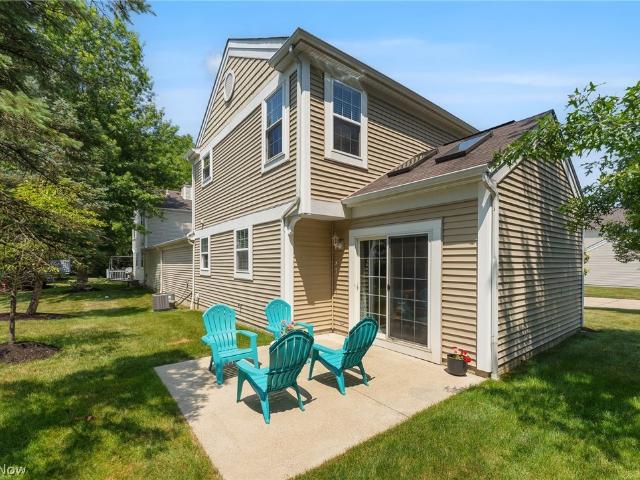 Townhouse for sale in Olmsted Falls, Ohio
