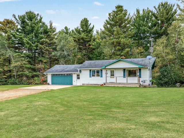 House for sale in Cadott, Chippewa County