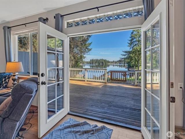 House for sale in Shelton, Washington