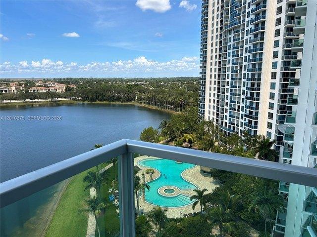 Condo for sale in Sunrise, Florida