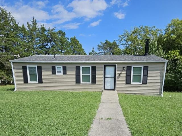 Townhouse for sale in Farmville, Prince Edward County