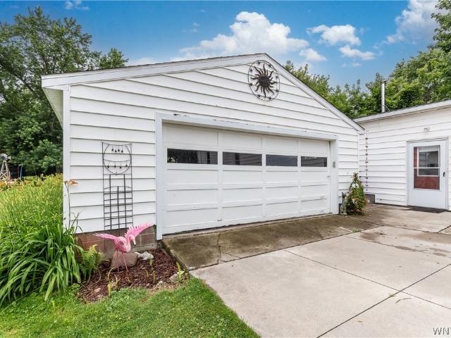 House for sale in Niagara, New York