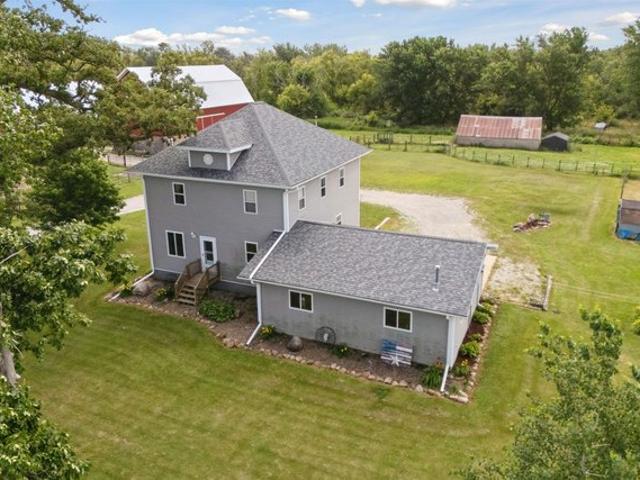 House for sale in Fredericksburg, Chickasaw County