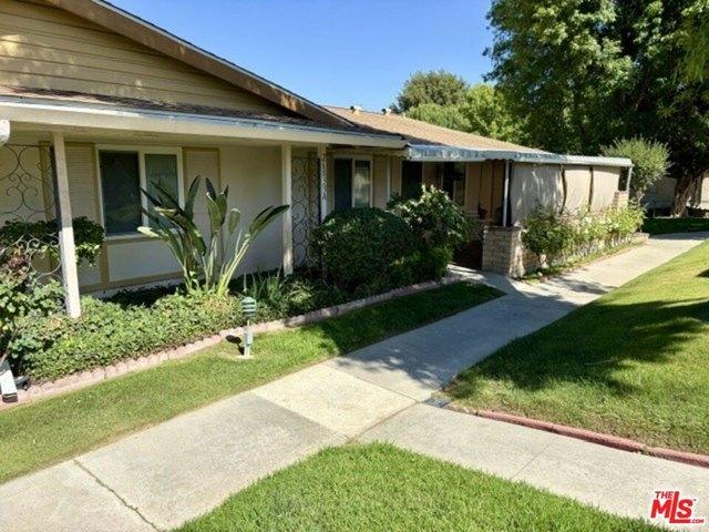 Condo for sale in Canyon Country, California