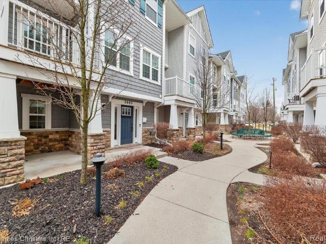 Condo for sale in Berkley, Michigan