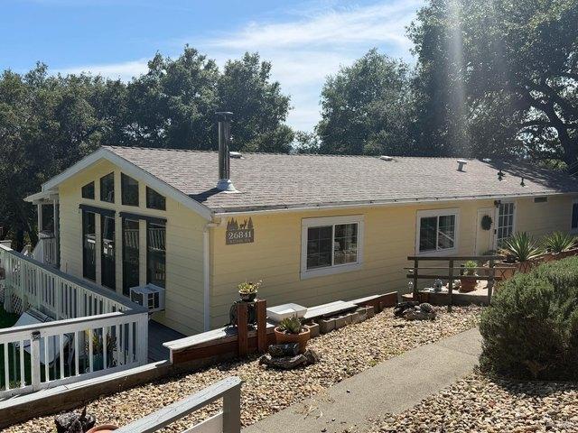 House for sale in Cloverdale, California