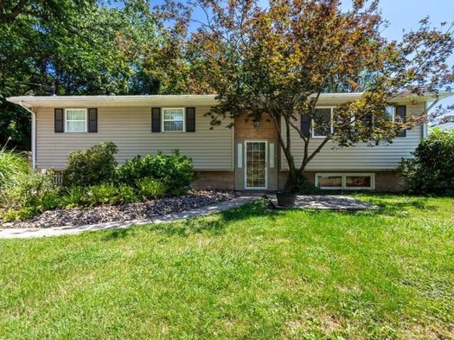 House for sale in East Moline, Illinois