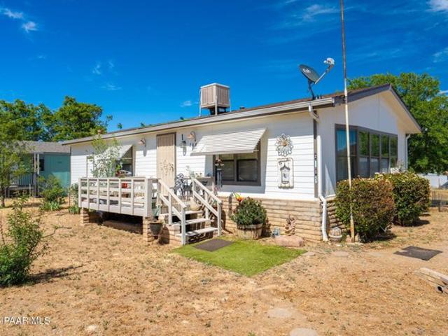 House for sale in Dewey, Arizona