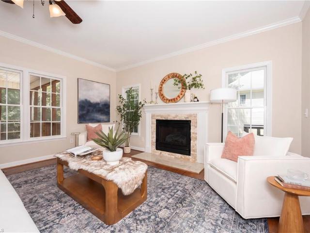 House for sale in Pfafftown, North Carolina