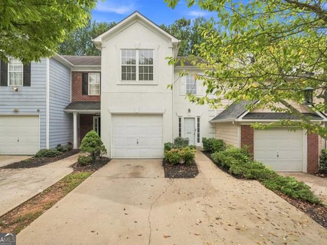 Townhouse for sale in Lawrenceville, Georgia