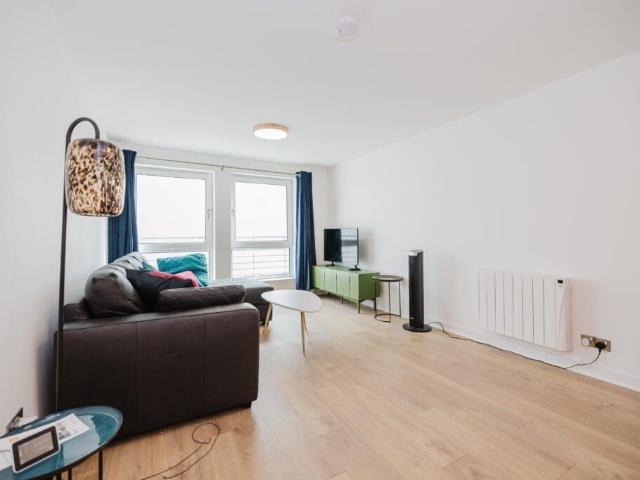 Apartment for rent in The Shore, Scotland