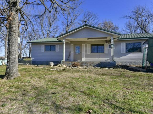 House for sale in Barry, Missouri