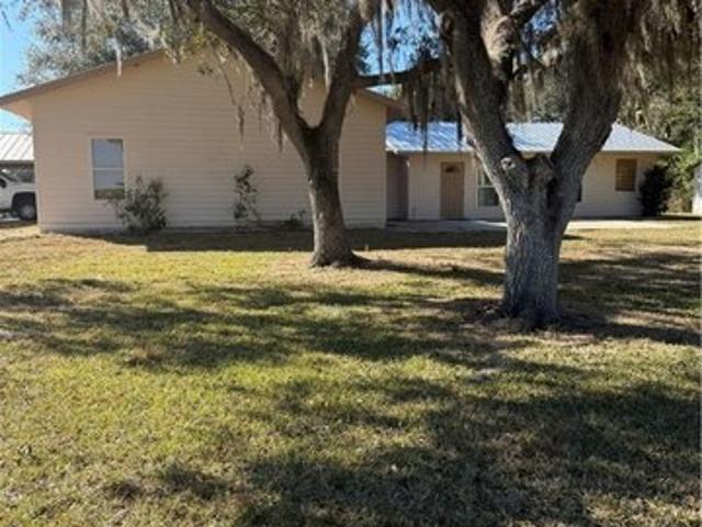 House for sale in Moore Haven, Florida