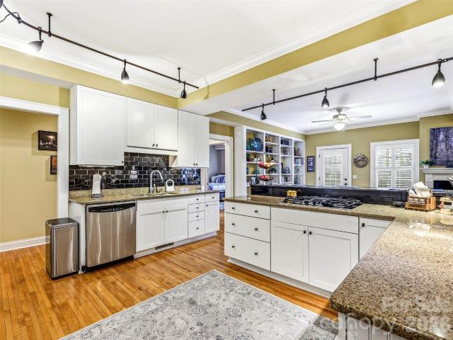 Condo for sale in East Flat Rock, North Carolina