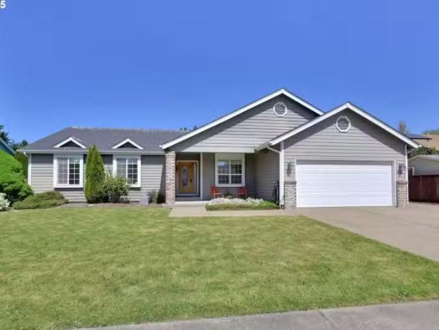 House for sale in Eugene