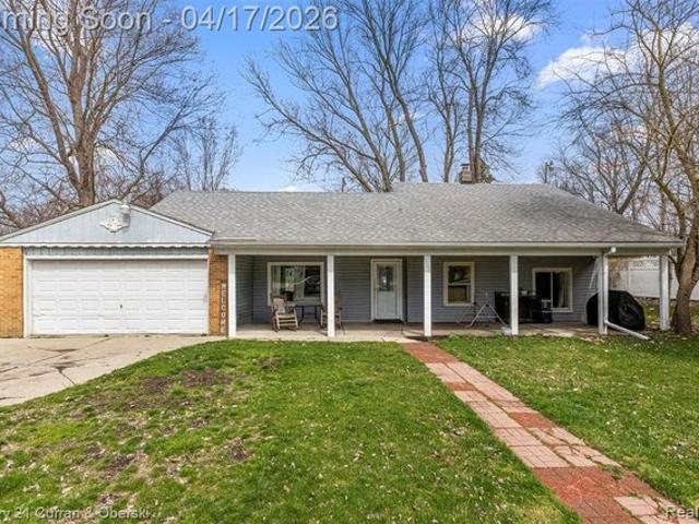 House for sale in Harrison Township, Michigan