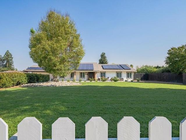 House for sale in Madera, California