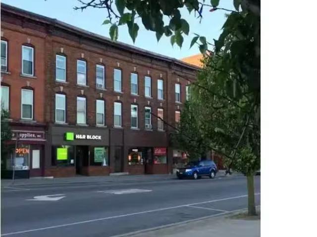 Apartment for rent in Watertown