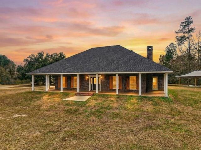 House for sale in Carriere, Mississippi