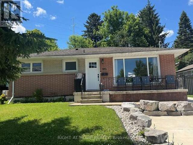 House for sale in Woodstock, Ontario