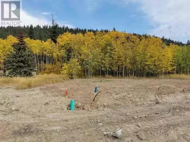 House for sale in 100 Mile House, British Columbia