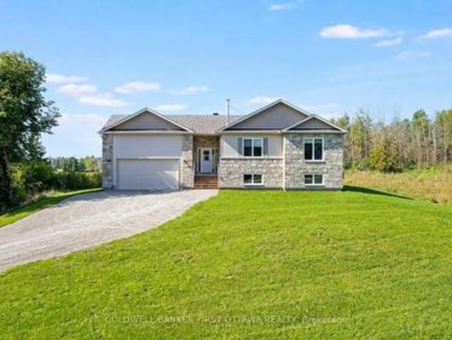 House for sale in Boyds, Lanark Highlands
