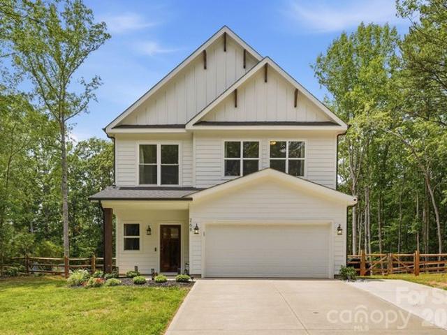 House for sale in Troutman, North Carolina