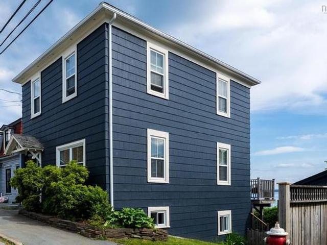 House for sale in Lunenburg, Nova Scotia