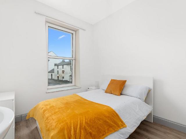 House for rent in Stonehouse, Plymouth