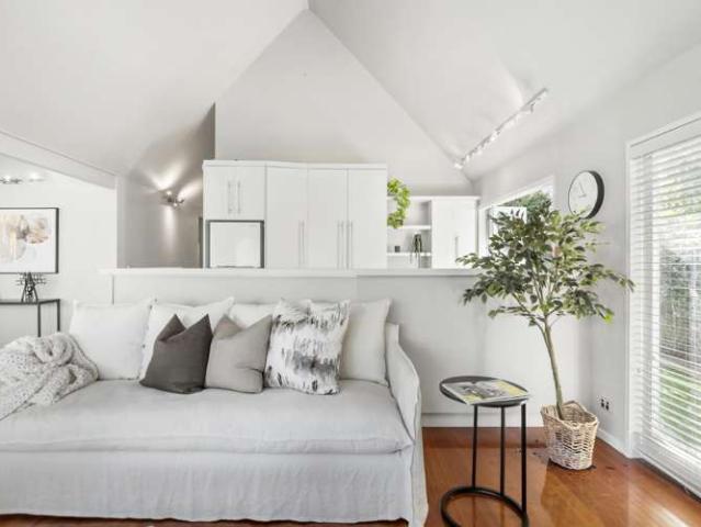 House for sale in Bayswater